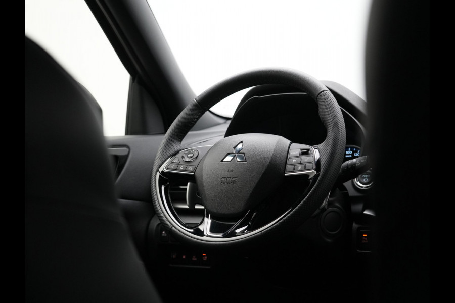 Mitsubishi Eclipse Cross 2.4 Black Edition Plug In Hybrid 188pk Dealer O.H. PHEV | Trekhaak Afn. | 360 Camera | Adaptive Cruise | Sportstoelen & Stuur Verwarmd | Navigatie Via TomTom | Apple Carplay | Keyless | Blis | DAB |