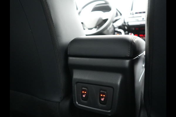 Mitsubishi Eclipse Cross 2.4 Black Edition Plug In Hybrid 188pk Dealer O.H. PHEV | Trekhaak Afn. | 360 Camera | Adaptive Cruise | Sportstoelen & Stuur Verwarmd | Navigatie Via TomTom | Apple Carplay | Keyless | Blis | DAB |