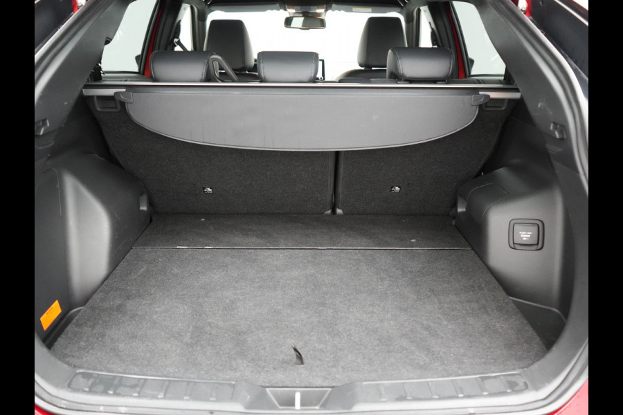 Mitsubishi Eclipse Cross 2.4 Black Edition Plug In Hybrid 188pk Dealer O.H. PHEV | Trekhaak Afn. | 360 Camera | Adaptive Cruise | Sportstoelen & Stuur Verwarmd | Navigatie Via TomTom | Apple Carplay | Keyless | Blis | DAB |