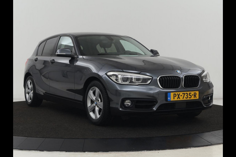 BMW 1-serie 118i Sport Line | Adaptive cruise | Sportstoelen | Camera | Navigatie | Full LED | Park Assist | Climate control | Bluetooth