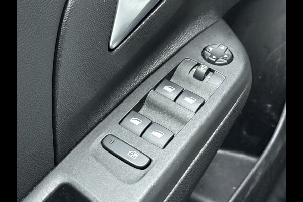 Opel Corsa BWJ 2022 | 1.2 101PK GS Line | PANO DAK | CAMERA A | NAVI | AIRCO | LED | PDC 2X | CARPLAY | SPORTSTOELEN |