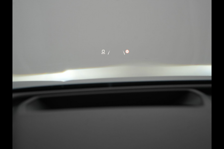 Audi Q4 e-tron 50 quattro S edition 77 kWh 299pk | Trekhaak Af Fabriek | Panodak | Adaptive Cruise | Head Up | Sonos Audio | Camera | Lederen Sportstoelen Memory & Verwarmd | Virtual | Navigatie | Keyless | 21"L.M |