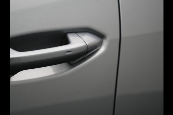 Audi Q4 e-tron 50 quattro S edition 77 kWh 299pk | Trekhaak Af Fabriek | Panodak | Adaptive Cruise | Head Up | Sonos Audio | Camera | Lederen Sportstoelen Memory & Verwarmd | Virtual | Navigatie | Keyless | 21"L.M |