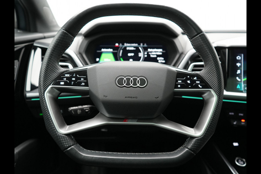 Audi Q4 e-tron 50 quattro S edition 77 kWh 299pk | Trekhaak Af Fabriek | Panodak | Adaptive Cruise | Head Up | Sonos Audio | Camera | Lederen Sportstoelen Memory & Verwarmd | Virtual | Navigatie | Keyless | 21"L.M |