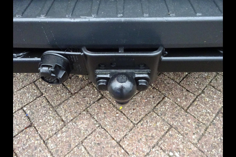 Ford Transit 350 2.0 TDCI L2H2 Trend AUTOMAAT 3 ZITS DUBBELE SCHUIFDEUR