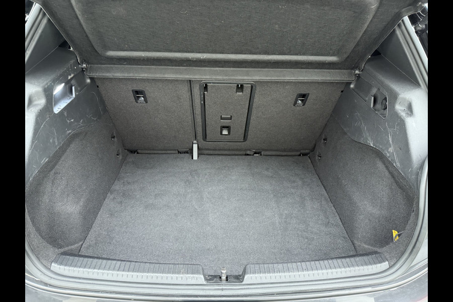 Volkswagen ID.3 First Plus 58kWh SOH 92% Navi-Pro Adap.Cruise Camera Ecc Apple Carplay Android Auto Stoel+Stuur verwarming Lmv 19" Stoelverwarming Matrix led Privacy Glas Keyless Rijstrooksensor 1e Eigenaar Origineel Nederlandse Auto