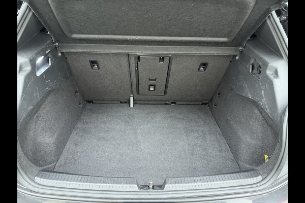 Volkswagen ID.3 First Plus 58kWh SOH 92% Navi-Pro Adap.Cruise Camera Ecc Apple Carplay Android Auto Stoel+Stuur verwarming Lmv 19" Stoelverwarming Matrix led Privacy Glas Keyless Rijstrooksensor 1e Eigenaar Origineel Nederlandse Auto