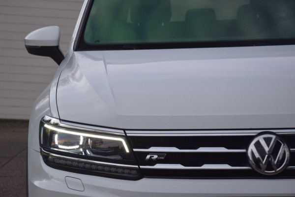 Volkswagen Tiguan Allspace 1.5 TSI Highline Business R LEDEREN BEKLEDING/PANORAMADAK/VERWARMDE VOORSTOELEN