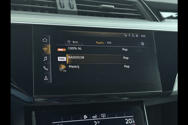 Audi e-tron 55 Quattro Advanced 95kWh SOH 92% Trekhaak Leder+Memory Apple Carplay Android Auto Navi Ecc Stoelverwarming Cruise Control Pdc Lmv 21" Elek.Stoelen Elek.Achterklep Led Contourstoelen Comfortsleutel Keyless Origineel Nederlandse Auto Nieuwprijs  €97.748,-
