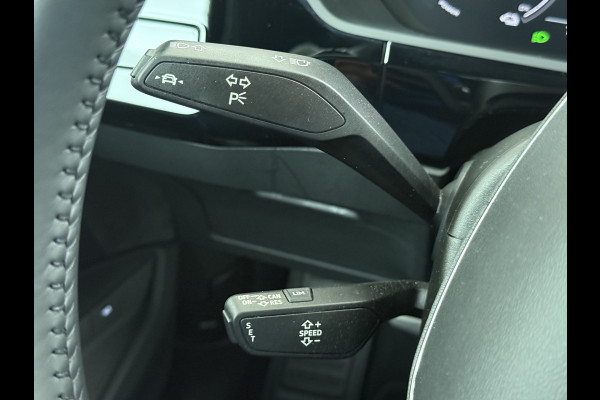 Audi e-tron 55 Quattro Advanced 95kWh SOH 92% Trekhaak Leder+Memory Apple Carplay Android Auto Navi Ecc Stoelverwarming Cruise Control Pdc Lmv 21" Elek.Stoelen Elek.Achterklep Led Contourstoelen Comfortsleutel Keyless Origineel Nederlandse Auto Nieuwprijs  €97.748,-