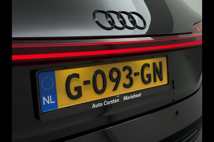 Audi e-tron 55 Quattro Advanced 95kWh SOH 92% Trekhaak Leder+Memory Apple Carplay Android Auto Navi Ecc Stoelverwarming Cruise Control Pdc Lmv 21" Elek.Stoelen Elek.Achterklep Led Contourstoelen Comfortsleutel Keyless Origineel Nederlandse Auto Nieuwprijs  €97.748,-