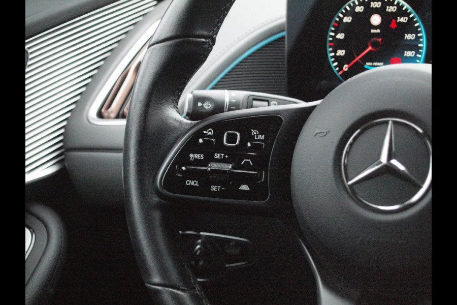 Mercedes-Benz EQC 400 4MATIC Business Solution 80 kWh | Camera | Apple Carplay | Cruise Control | Sfeerverlichting |