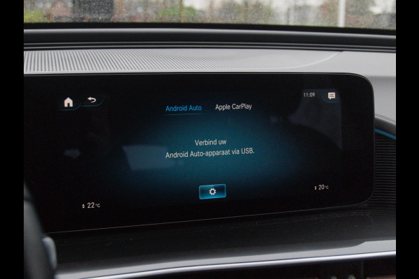 Mercedes-Benz EQC 400 4MATIC Business Solution 80 kWh | Camera | Apple Carplay | Cruise Control | Sfeerverlichting |