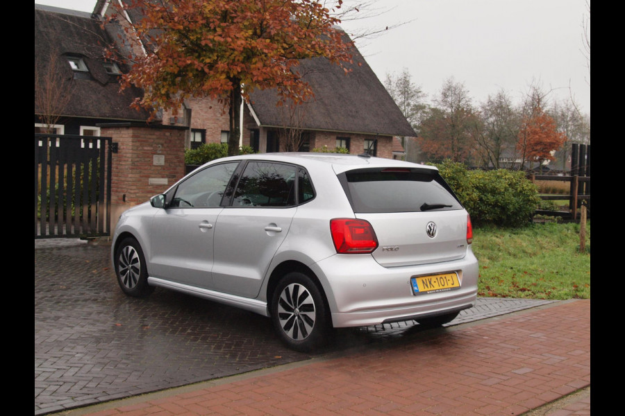 Volkswagen Polo 1.0 BlueMotion Edition | Apple Carplay | Cruise Control | Parkeersensoren | NL-Auto |