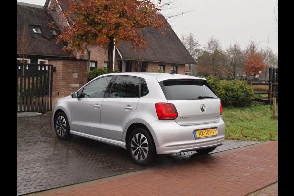 Volkswagen Polo 1.0 BlueMotion Edition | Apple Carplay | Cruise Control | Parkeersensoren | NL-Auto |