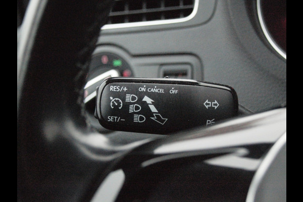 Volkswagen Polo 1.0 BlueMotion Edition | Apple Carplay | Cruise Control | Parkeersensoren | NL-Auto |