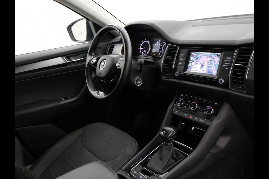 Škoda Kodiaq 1.5 TSI 150 PK DSG 7-PERSOONS + TREKHAAK | APPLE CARPLAY | STUUR / STOELVERWARMING