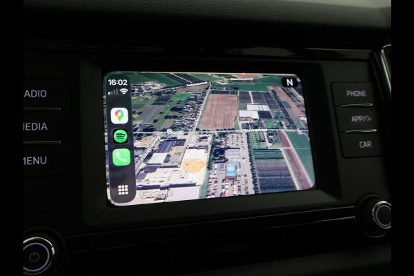Škoda Kodiaq 1.5 TSI 150 PK DSG 7-PERSOONS + TREKHAAK | APPLE CARPLAY | STUUR / STOELVERWARMING