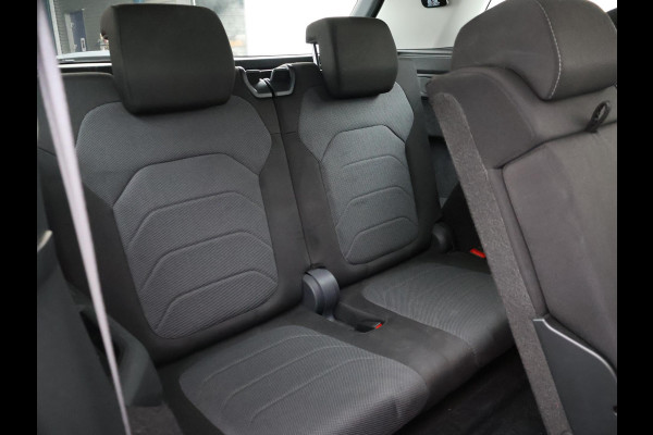 Škoda Kodiaq 1.5 TSI 150 PK DSG 7-PERSOONS + TREKHAAK | APPLE CARPLAY | STUUR / STOELVERWARMING