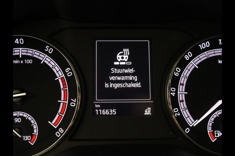 Škoda Kodiaq 1.5 TSI 150 PK DSG 7-PERSOONS + TREKHAAK | APPLE CARPLAY | STUUR / STOELVERWARMING
