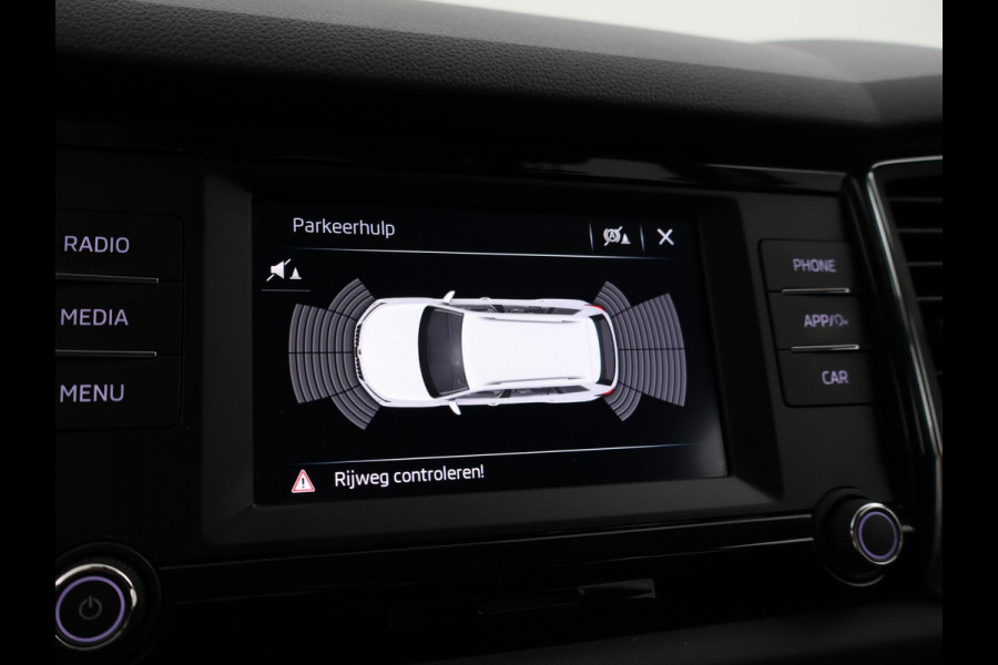 Škoda Kodiaq 1.5 TSI 150 PK DSG 7-PERSOONS + TREKHAAK | APPLE CARPLAY | STUUR / STOELVERWARMING