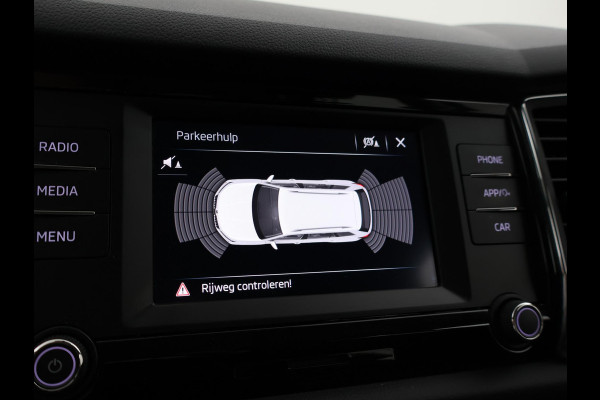 Škoda Kodiaq 1.5 TSI 150 PK DSG 7-PERSOONS + TREKHAAK | APPLE CARPLAY | STUUR / STOELVERWARMING