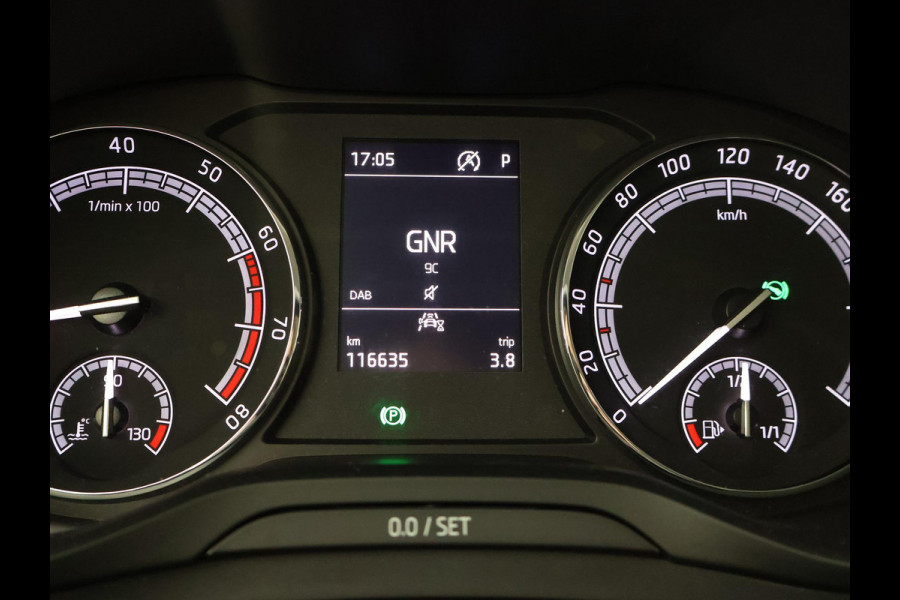 Škoda Kodiaq 1.5 TSI 150 PK DSG 7-PERSOONS + TREKHAAK | APPLE CARPLAY | STUUR / STOELVERWARMING