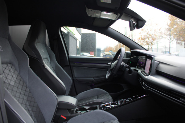 Volkswagen Golf 1.5 eTSI R-Line Business | CAMERA | SFEER | ACC | 18 INCH | CARPLAY |