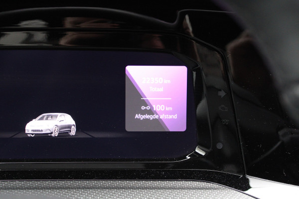 Volkswagen Golf 1.5 eTSI R-Line Business | CAMERA | SFEER | ACC | 18 INCH | CARPLAY |