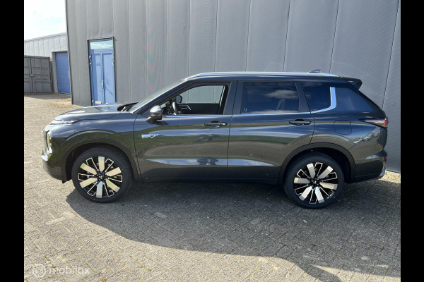 Mitsubishi Outlander 2.4 PHEV First Edition