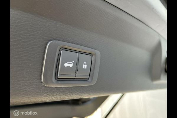 Mitsubishi Outlander 2.4 PHEV First Edition