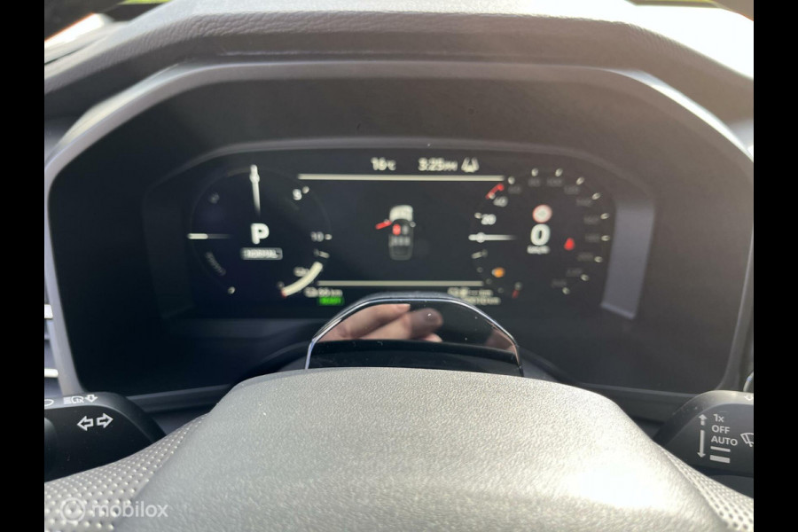 Mitsubishi Outlander 2.4 PHEV First Edition