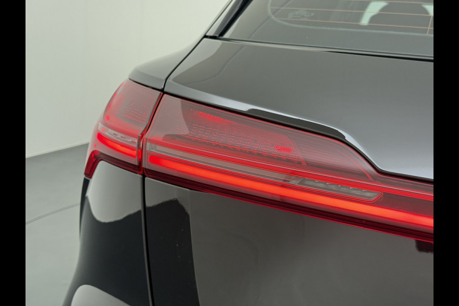 Audi e-tron 55 Quattro Edition 95kWh SOH 93% Leder Trekhaak Navi Ecc Cruise Control Pdc Elek.Achterklep Stoelverwarming Lmv 20" Led DAB 1e Eigenaar Origineel Nederlandse Auto
