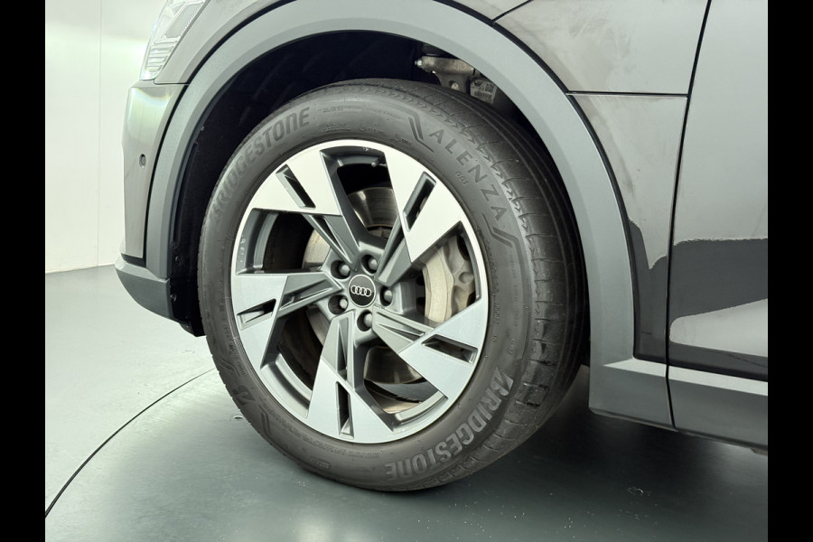 Audi e-tron 55 Quattro Edition 95kWh SOH 93% Leder Trekhaak Navi Ecc Cruise Control Pdc Elek.Achterklep Stoelverwarming Lmv 20" Led DAB 1e Eigenaar Origineel Nederlandse Auto