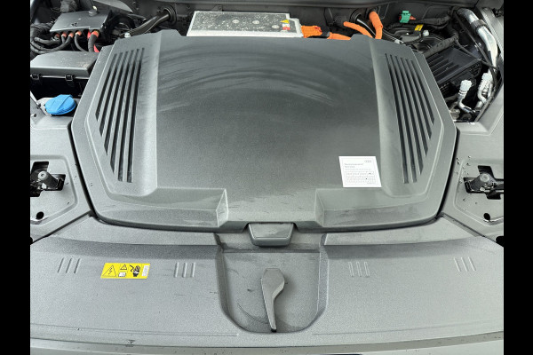 Audi e-tron 55 Quattro Edition 95kWh SOH 93% Leder Trekhaak Navi Ecc Cruise Control Pdc Elek.Achterklep Stoelverwarming Lmv 20" Led DAB 1e Eigenaar Origineel Nederlandse Auto