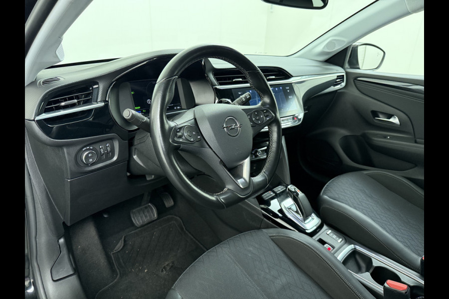Opel CORSA-E Elegance 50kWh SOH 90% Navi Ecc 360°Camera Cruise Control Apple Carplay Android Auto Pdc Keyless Privacy Glas Led Lane Assist Lmv Drive Mode Regen-Lichtsensor Bluetooth Origineel Nederlandse Auto Zeer Compleet!