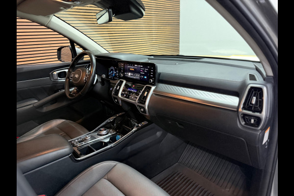 Kia Sorento 1.6 T-GDI Hybrid DynamicLine 7p. | Adaptive Cruise | Trekhaak | 19' inch | Leer | Navigatie