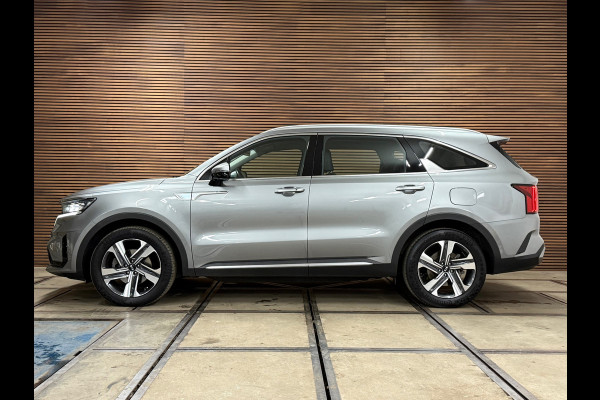 Kia Sorento 1.6 T-GDI Hybrid DynamicLine 7p. | Adaptive Cruise | Trekhaak | 19' inch | Leer | Navigatie