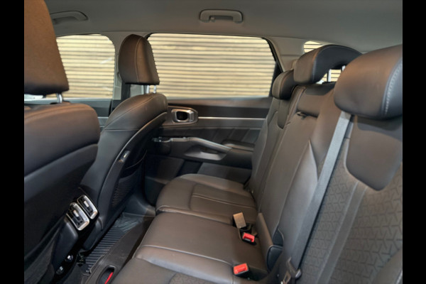 Kia Sorento 1.6 T-GDI Hybrid DynamicLine 7p. | Adaptive Cruise | Trekhaak | 19' inch | Leer | Navigatie