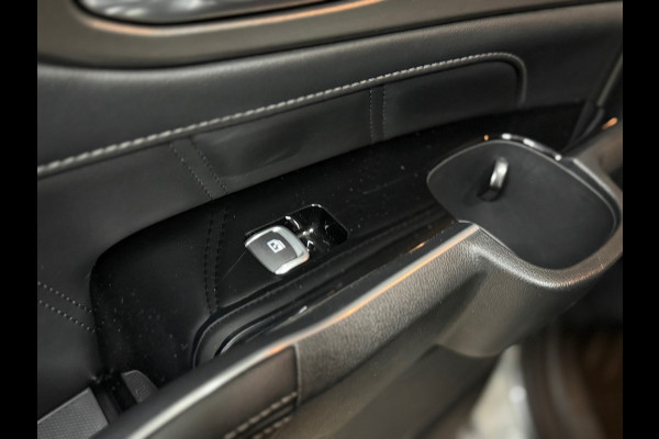 Kia Sorento 1.6 T-GDI Hybrid DynamicLine 7p. | Adaptive Cruise | Trekhaak | 19' inch | Leer | Navigatie