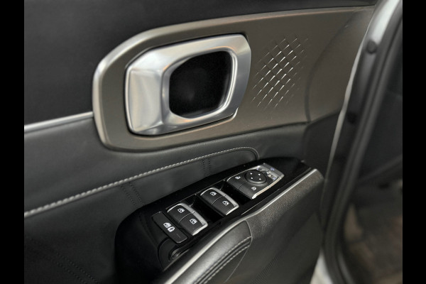 Kia Sorento 1.6 T-GDI Hybrid DynamicLine 7p. | Adaptive Cruise | Trekhaak | 19' inch | Leer | Navigatie