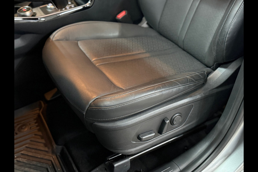 Kia Sorento 1.6 T-GDI Hybrid DynamicLine 7p. | Adaptive Cruise | Trekhaak | 19' inch | Leer | Navigatie