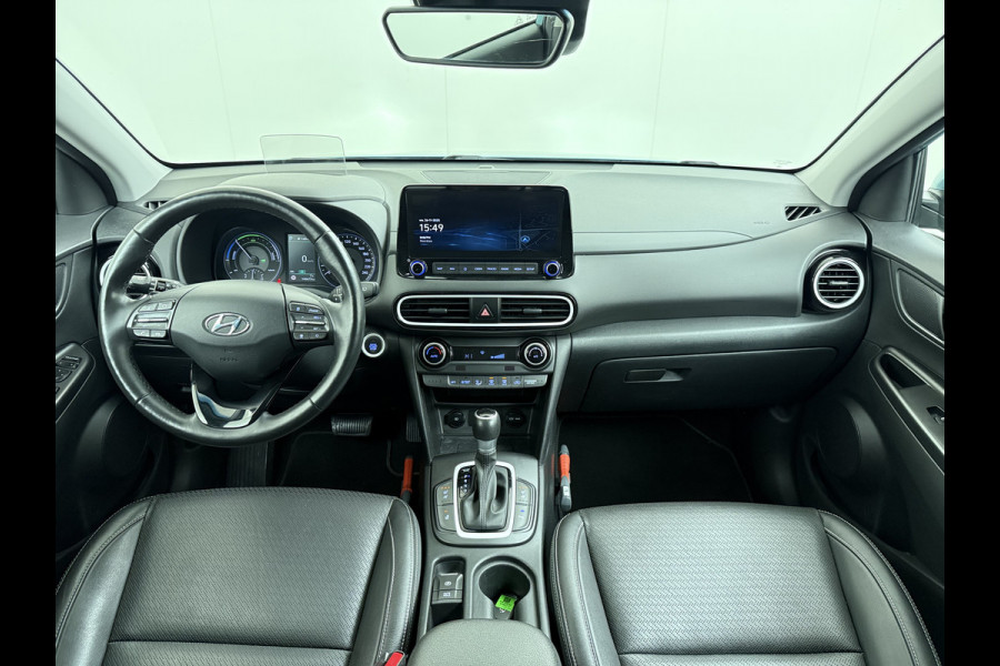 Hyundai Kona 1.6GDI HEV Hybride Premium Leder Trekhaak Krell®-Audio Adap.Cruise Stoel Verwarming/Ventilatie Camera Apple Carplay Android Auto Keyless Elek.Stoelen Lmv Head-Up Display Lane Assist Blind-Spot Monitoring Origineel Nederlandse Auto 1e Eigenaar