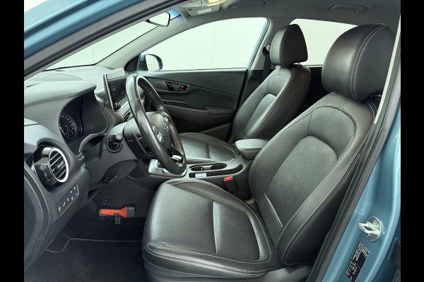 Hyundai Kona 1.6GDI HEV Hybride Premium Leder Trekhaak Krell®-Audio Adap.Cruise Stoel Verwarming/Ventilatie Camera Apple Carplay Android Auto Keyless Elek.Stoelen Lmv Head-Up Display Lane Assist Blind-Spot Monitoring Origineel Nederlandse Auto 1e Eigenaar
