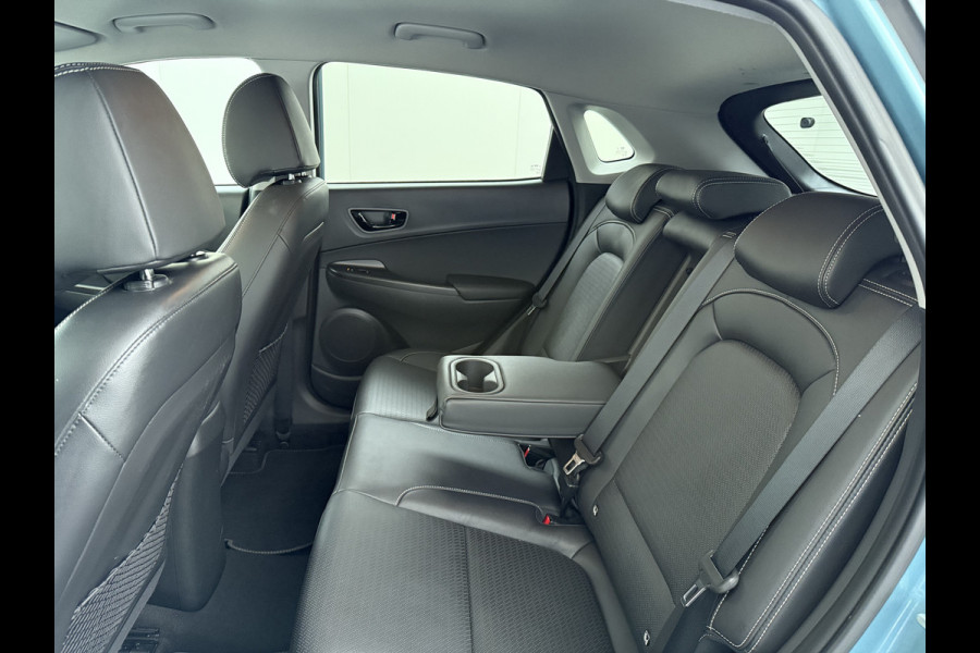 Hyundai Kona 1.6GDI HEV Hybride Premium Leder Trekhaak Krell®-Audio Adap.Cruise Stoel Verwarming/Ventilatie Camera Apple Carplay Android Auto Keyless Elek.Stoelen Lmv Head-Up Display Lane Assist Blind-Spot Monitoring Origineel Nederlandse Auto 1e Eigenaar