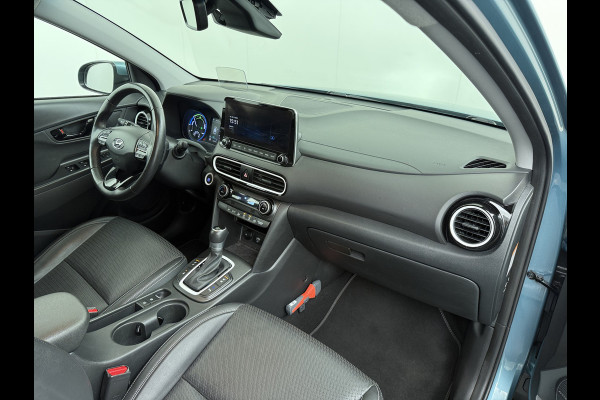 Hyundai Kona 1.6GDI HEV Hybride Premium Leder Trekhaak Krell®-Audio Adap.Cruise Stoel Verwarming/Ventilatie Camera Apple Carplay Android Auto Keyless Elek.Stoelen Lmv Head-Up Display Lane Assist Blind-Spot Monitoring Origineel Nederlandse Auto 1e Eigenaar