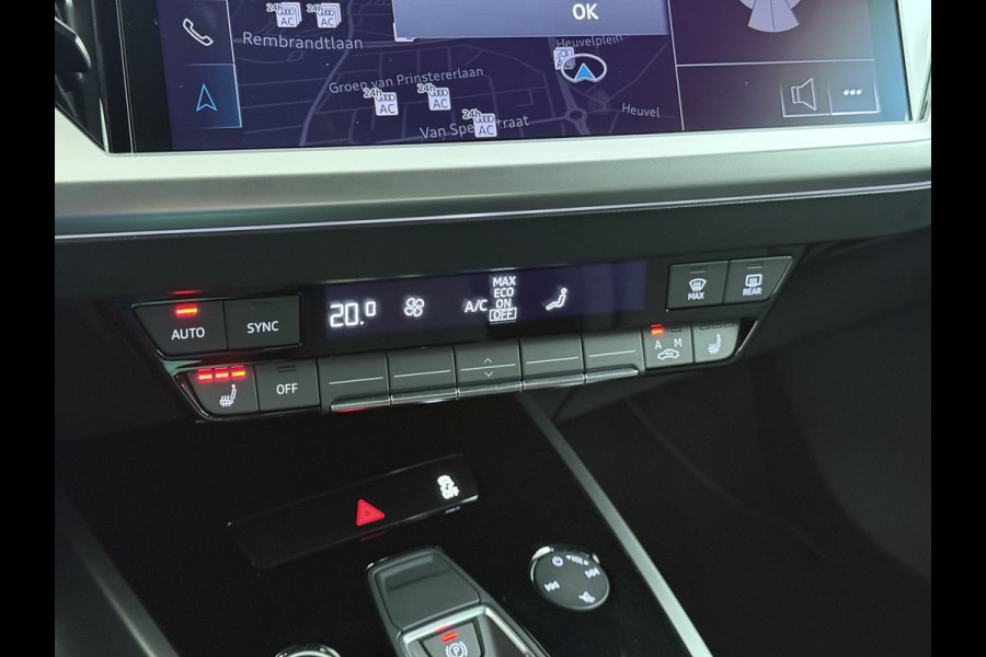 Audi Q4 e-tron 40 Advanced Edition 77kWh SOH 94% Adap.Cruise Trekhaak Navi-Plus Apple Carplay Android Auto Ecc Pdc Matrix Led Sportstoelen DAB Stoelverwarming Led Lmv 19" Elek.Achterklep Led-a-licht dynamisch 1e Eigenaar Origineel Nederlandse Auto 1.000kg Trekgewicht