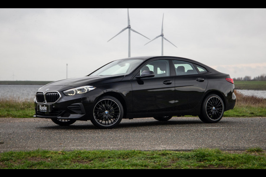 BMW 2 Serie Gran Coupé 218i Introduction Edition NAVI / CARPLAY / LED / AUTOMAAT / N.A.P