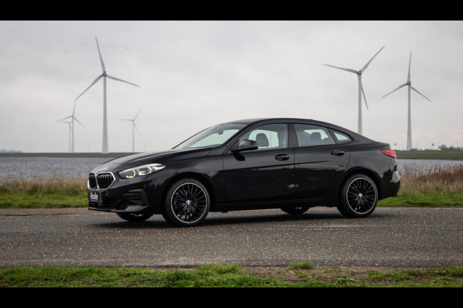 BMW 2 Serie Gran Coupé 218i Introduction Edition NAVI / CARPLAY / LED / AUTOMAAT / N.A.P
