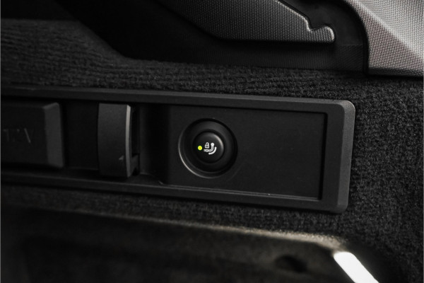 BMW 3 Serie Touring 320e M-Sport Dravitgrau Pano Leder Trekhaak 19"